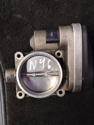 down pipe: Дроссельная заслонка BMW 2008 г., Б/у, Оригинал, Япония — 1