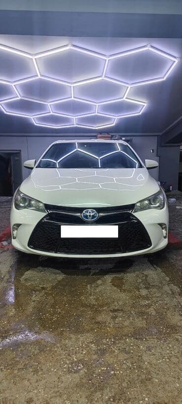 Toyota Camry: 2015 г., 2.5 л, Автомат, Гибрид, Седан — 1