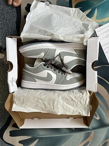 ушанки мужские: Мужские кроссовки, 40, Nike, Новый, цвет - Серый, Самовывоз — 2