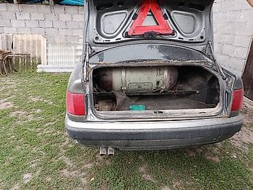 чехлы бу: Audi 100: 1993 г., Механика, Седан — 6