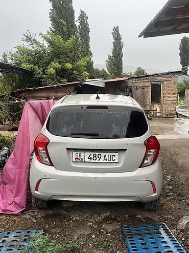 айнек авто: Chevrolet Spark: 2017 г., 1 л, Автомат, Бензин, Хетчбек — 4