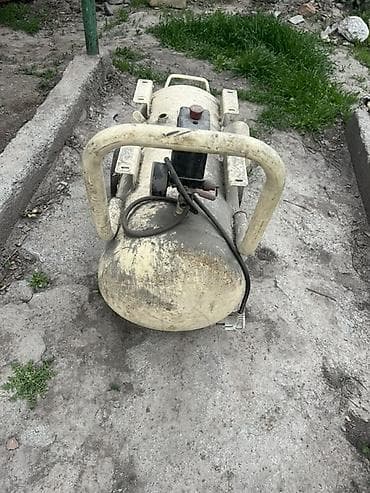 компрессор для шин: Компрессор Электрический, Поршневой — 4