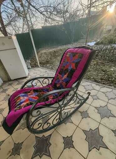 Кресло качелье качественное изделье at lalafo.kg Кресло качелье качественное изделье