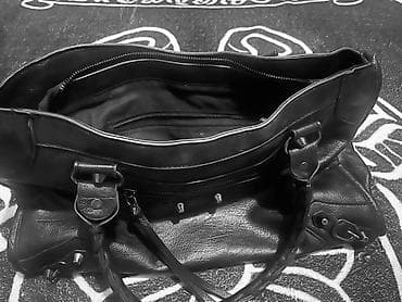 Аксессуары: Классическая сумка, Balenciaga, Материал: Натуральная кожа, Застежка на молнии, Женские, Б/у — 2