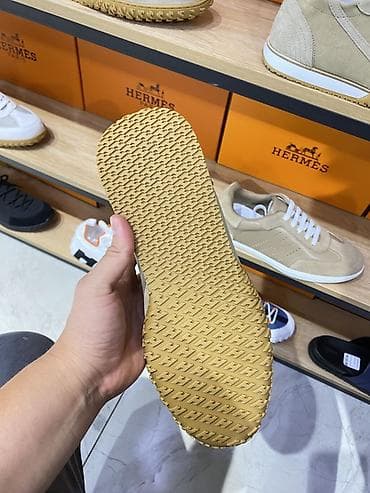 nike react: Кроссовки Hermes Paris - Модель: низкие кроссовки с эмблемой H на — 2