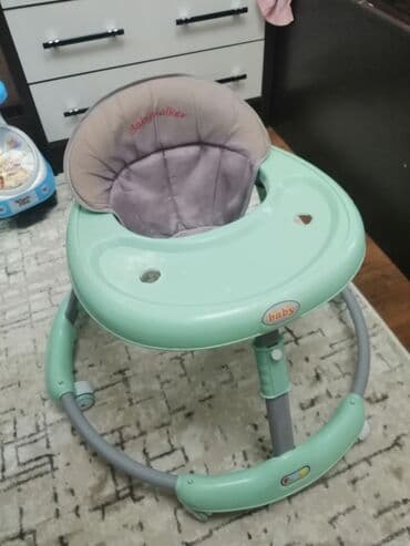 музыкальный мобиль на кроватку: В идеальном состоянии. всего 2мес пользовались. Музыкальный, ребёнку — 1