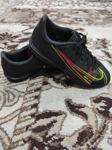 продаю в связи с переездом: MiERCURIAL . сороконожки.В идеальном состоянии)😍 размер 37,5 — 1