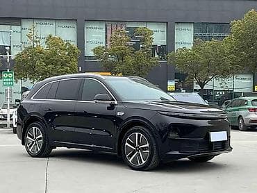 xpeng p7: Lixiang L6: 2024 г., 1.5 л, Автомат, Электромобиль, Кроссовер — 2