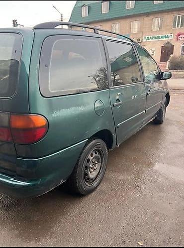 авто рага: Volkswagen Sharan: 1996 г., 2 л, Кол менен иштөөчү, Бензин, Вэн/Минивэн — 2
