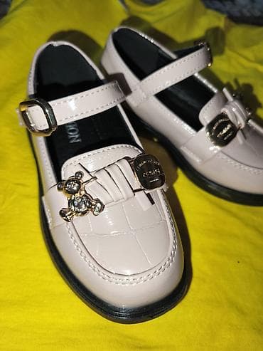 крок: Продаю новые Детские туфли/лоферы. пудрово‑розовый (глянцевая — 1