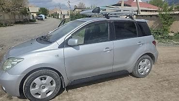 passat passat: Toyota Ist: 2002 г., 1.5 л, Автомат, Бензин, Хэтчбэк — 4