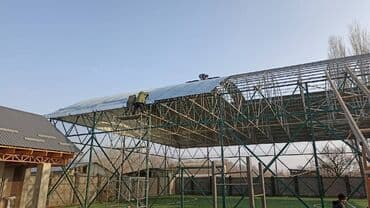 построить футбольное поле цена: Строительно-монтажные работы “под ключ” - Возведение модульных зданий — 6