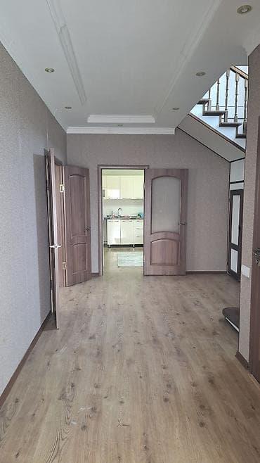 Аренда домов: Сдаю в аренду двухэтажный дом в районе Селекционное, на длительный — 2