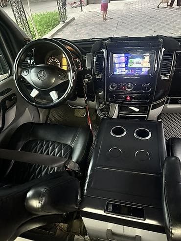 электро ли: Mercedes-Benz Sprinter, салон VIP-уровня EXCLUSIVE - Планировка — 2