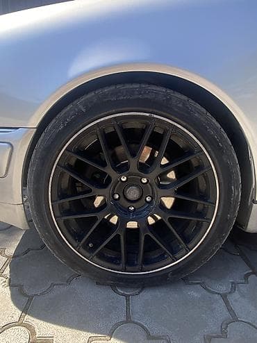 шины колёса: Литые Диски R 18 AMG, Комплект, отверстий - 5, Б/у — 3