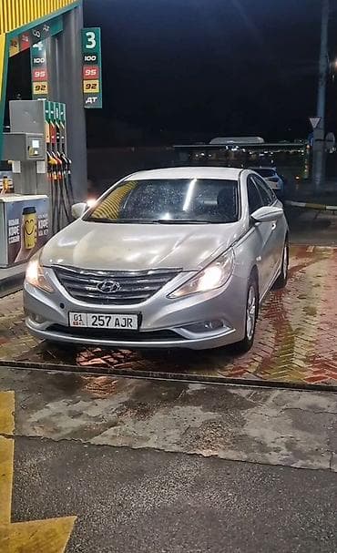Hyundai Sonata: 2010 г., Автомат, Бензин, Седан