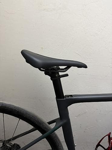 велосипеды карбон: Шоссейный велосипед, Рама M (156 - 178 см), Новый — 7