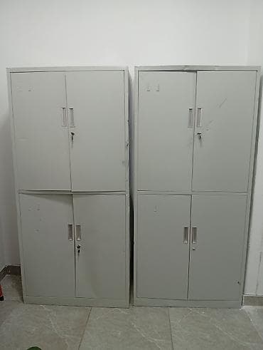срочно в связи с переездом: Продается новый железный шкаф. При транспортировке было повреждено — 1