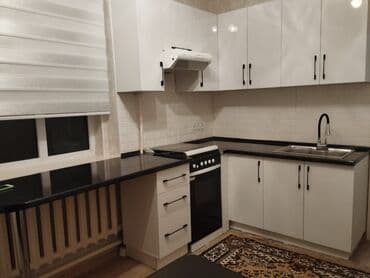 дома на продажу бишкек: 80 м², 3 бөлмө, Брондолгон эшиктер, Евроремонт, Унаа токтотуучу жай — 2