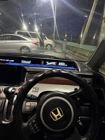 двери гольф 2: Honda Stepwgn: 2005 г., 2.4 л, Вариатор, Бензин, Минивэн — 5