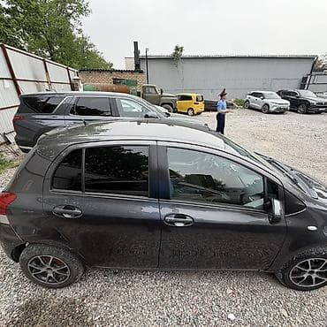 runx alex: Toyota Auris: 2009 г., Хэтчбэк — 2