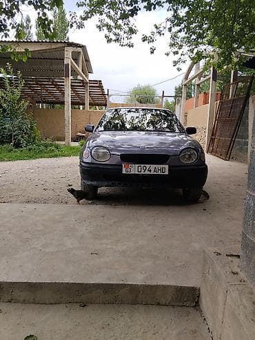 Продажа авто: Toyota Corolla: 1999 г., Бензин, Седан — 1