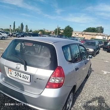 салон на фит: Honda Jazz: 2002 г., 1.4 л, Автомат, Бензин, Хэтчбэк — 3