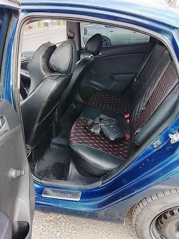 Hyundai Solaris: 2016 г., 1.6 л, Автомат, Седан