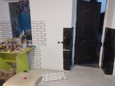 дом в рассрочку кара балта: Барачный, 44 м², 3 комнаты, Собственник — 18