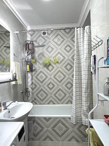 салонные зеркала: Добро пожаловать в эту великолепную 4-комнатную квартиру площадью — 10