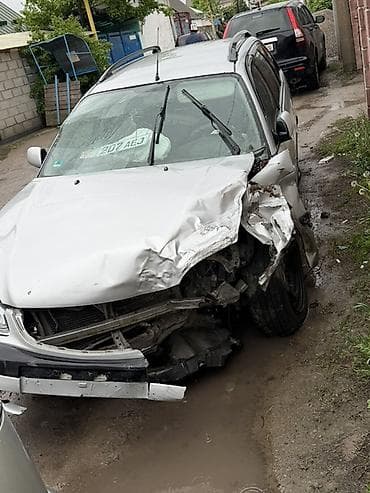 prius 30: Toyota Avensis: 2002 г., 1.8 л, Ручные, Бензин, Универсал — 4