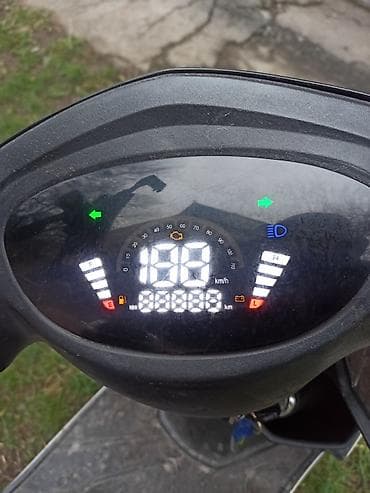 мопед рига 22: Тип скутера 150 куб. см, Бензин, Б/у — 5