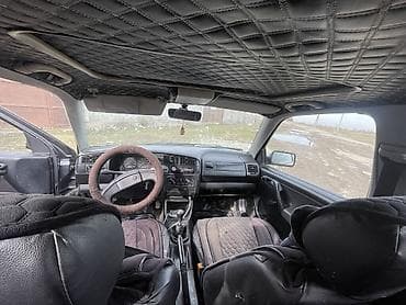 сивик хэтчбек: Volkswagen Golf: 1993 г., 1.6 л, Механика, Бензин, Хэтчбэк — 5