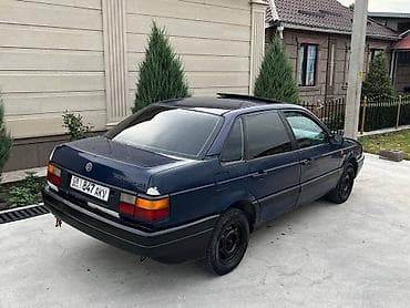 Транспорт: Volkswagen Passat: 1991 г., 1.8 л, Механика, Седан — 2