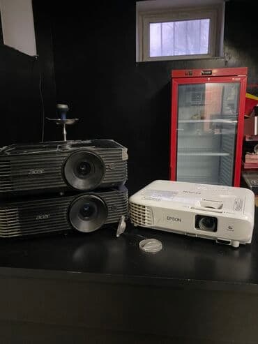 компьютерные мыши aula: Проекторы: комплект из трех устройств 1) Epson EB-X05 (3LCD) - — 1