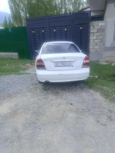 чанган уни к: Daewoo Nubira: 2001 г., 1.6 л, Кол менен иштөөчү, Бензин, Седан — 4
