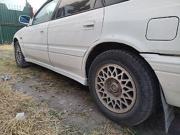 Унаа: Mazda Capella: 1990 г., 2 л, Кол менен иштөөчү, Бензин, Седан — 7