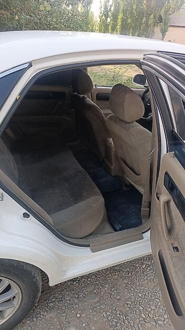 spark 2012: Daewoo Lacetti: 2003 г., Седан — 4