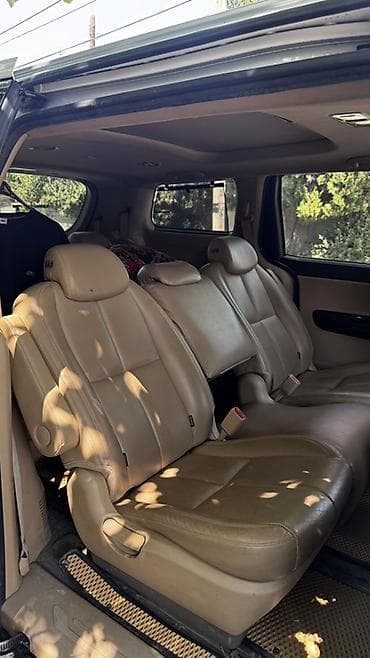minivan: Минивэн, Пункт назначения: Иссык-Куль, Количество мест: 7 — 3