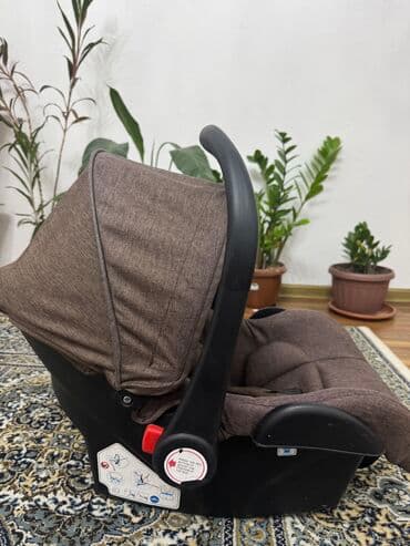 Автокресло, цвет - Бежевый, Б/у