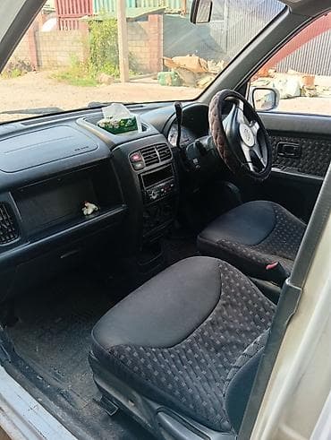 нисан навара пикап: Nissan Cube: 1998 г., 1.3 л, Автомат, Бензин, Седан — 9