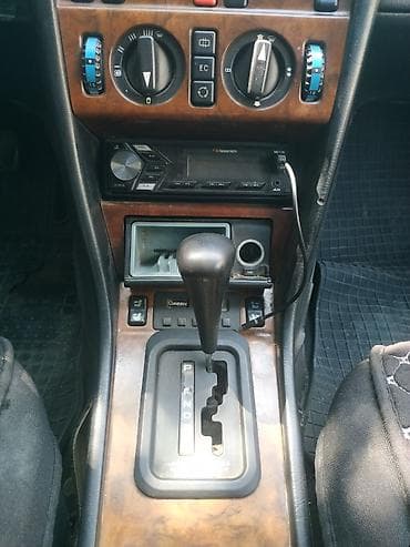 v class: Mercedes-Benz W124: 1995 г., 3 л, Автомат, Дизель, Седан — 9
