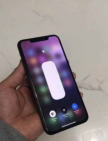 купить бу iphone 11: IPhone 11 Pro Max, Б/у, 256 ГБ, Space Gray, Чехол, 72 % — 4