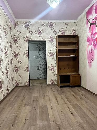 Бөлмөлөр: Сдается квартира - Комната светлая, с большим окном и шторами — 1