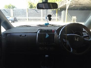Haima: Honda Fit: 2002 г., 1.5 л, Вариатор, Бензин, Хетчбек — 6