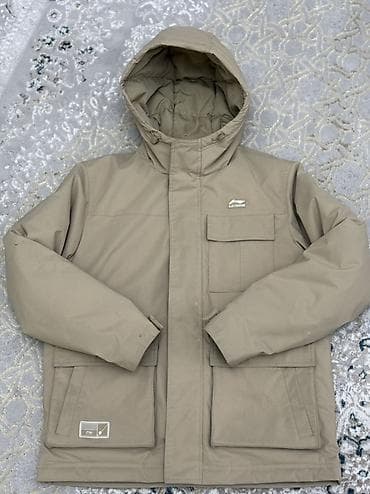 Жеке буюмдар: Продаю 2 куртки и 1 ветровку и 2 жилетки В отличном качественосили — 1