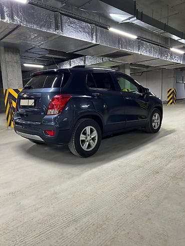 диски р17 amg: Chevrolet Trax: 2022 г., 1.6 л, Автомат, Дизель, Кроссовер — 9