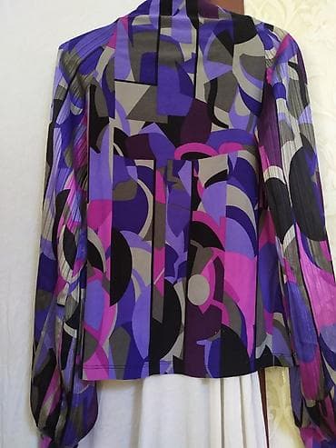 Продаю кофту. Производство Турция. Ткань не обычная