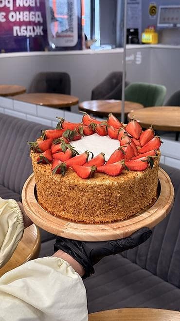 полер: Продаётся готовый бизнес 🍓✨ Уютное и уже раскрученное место, где — 6