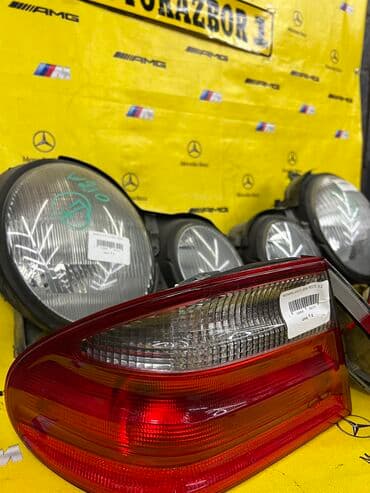 дополнительное освещение на авто: Передние - задние фары на Mercedes Benz w210 состояние отличное Все — 1